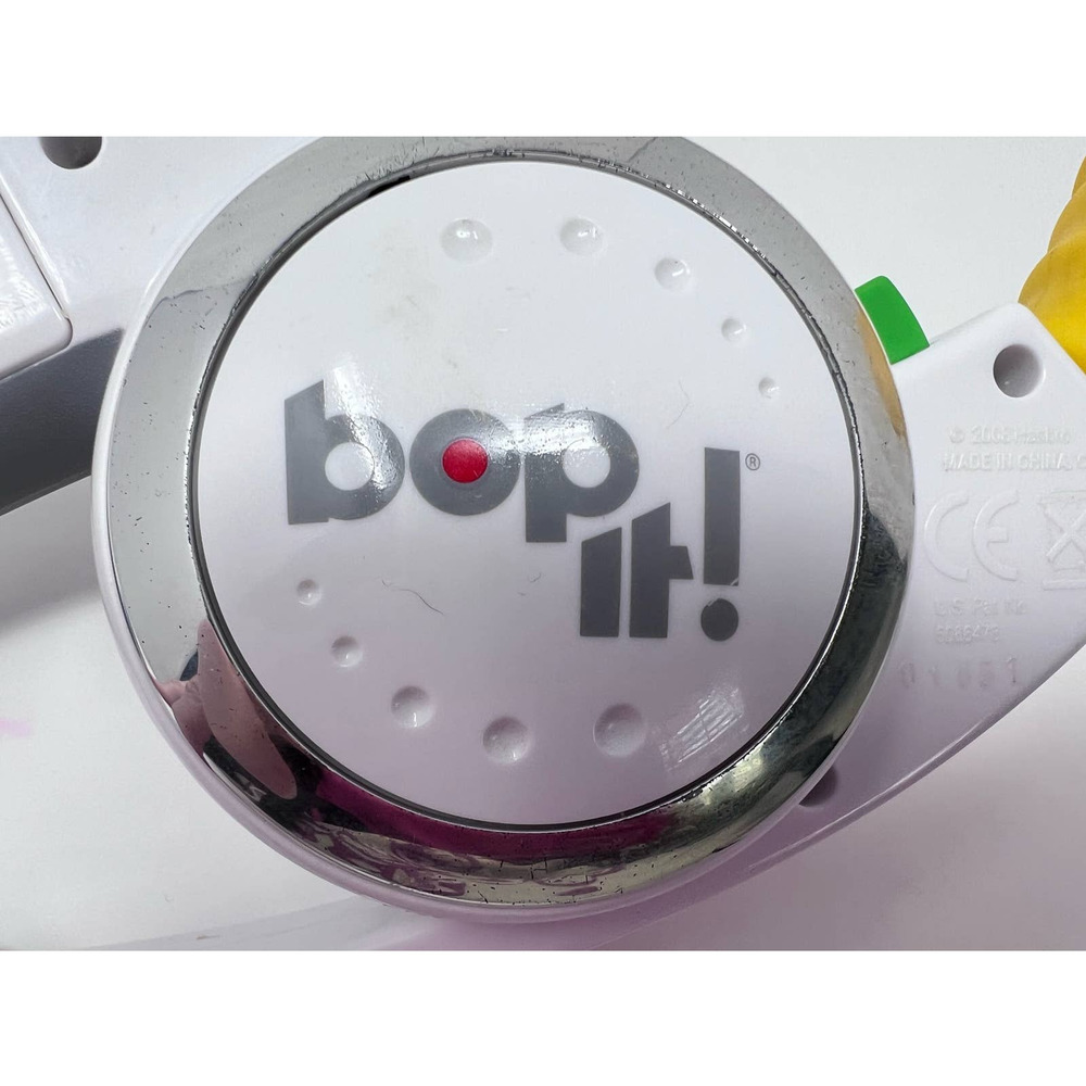 Hasbro 2008 Bop It! Handheld Talking Electronic Game 11 1/2" Long - Picture 3 of 6